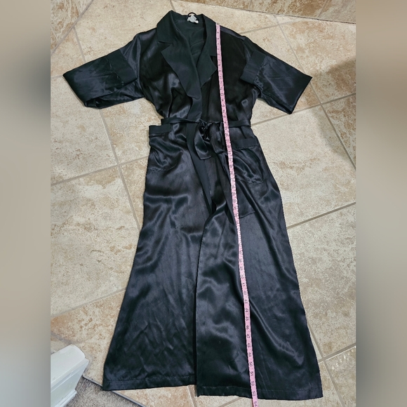 Neiman Marcus M Black 100% Silk Long Vintage Robe Duster 80s Loungewear Tie Belt - Picture 7 of 8